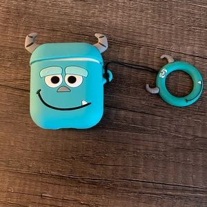 Sully AirPods case